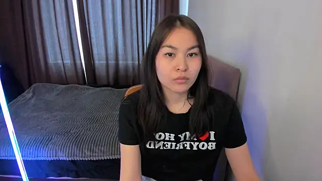 moon bloom online show from April 28, 2026, 12:54 pm