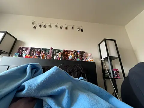 Snapshot of pinkhairfun16 chatting on February 20, 2026, 9:15 pm pinkhairfun16 online show from February 20, 2026, 9:15 pm