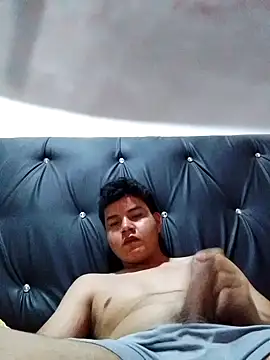 Snapshot of osito19cm chatting on February 19, 2026, 2:29 am osito19cm online show from February 19, 2026, 2:29 am