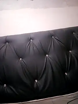 Snapshot of osito19cm chatting on February 24, 2026, 12:19 am osito19cm online show from February 24, 2026, 12:19 am