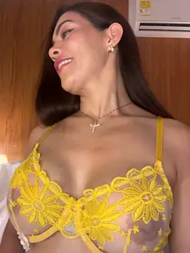 Snapshot of samanta_94 chatting on June 9, 2026, 9:04 pm samanta 94 online show from June 9, 2026, 9:04 pm
