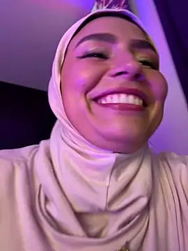 Darsha Khemu online show from April 16, 2026, 10:01 pm