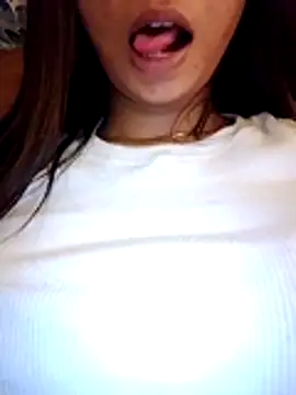 cute girl 29 online show from June 27, 2026, 10:53 am