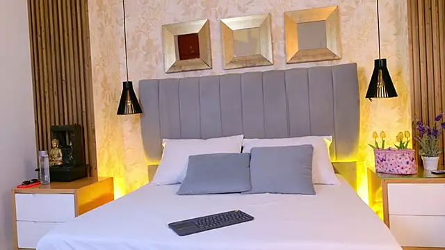 Snapshot of Lorenn_Sweet chatting on March 17, 2026, 11:57 am Lorenn Sweet online show from March 17, 2026, 11:57 am