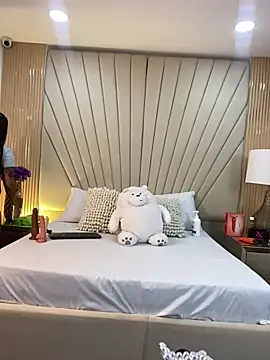 Snapshot of Lorenn_Sweet chatting on March 20, 2026, 11:59 am Lorenn Sweet online show from March 20, 2026, 11:59 am