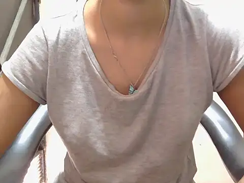 Snapshot of sassy_slut_69 chatting on March 15, 2026, 5:46 am sassy slut 69 online show from March 15, 2026, 5:46 am