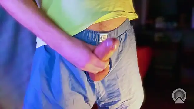 Snapshot of Woze chatting on February 22, 2026, 6:50 pm Woze online show from February 22, 2026, 6:50 pm