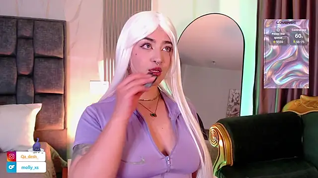 Snapshot of Molly_Fg chatting on February 24, 2026, 3:59 am Molly Fg online show from February 24, 2026, 3:59 am