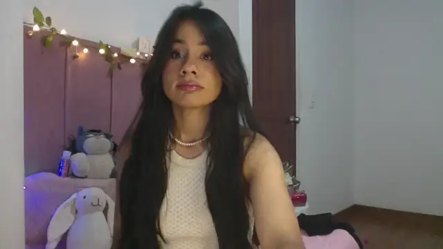 RebecaPalmer online show from March 6, 2026, 5:26 am