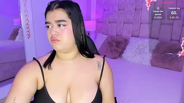 Snapshot of AnniJones chatting on March 24, 2026, 3:00 am AnniJones online show from March 24, 2026, 3:00 am