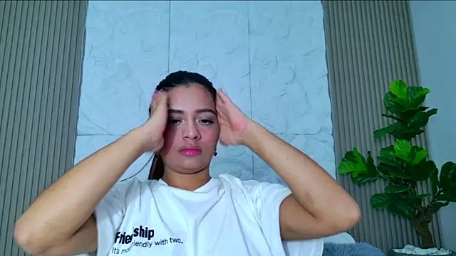 DulceQueen1 online show from March 2, 2026, 12:45 pm