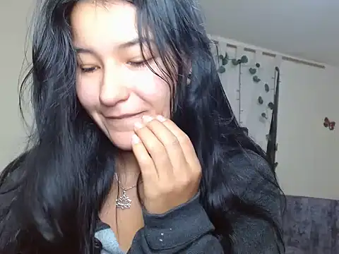 Miiia a online show from February 26, 2026, 8:08 pm