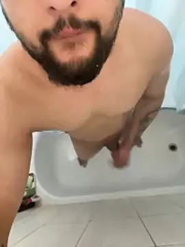 Purple boy  online show from February 18, 2026, 4:19 am