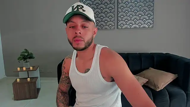 Snapshot of Daniel_kingx chatting on February 20, 2026, 11:54 am Daniel kingx online show from February 20, 2026, 11:54 am