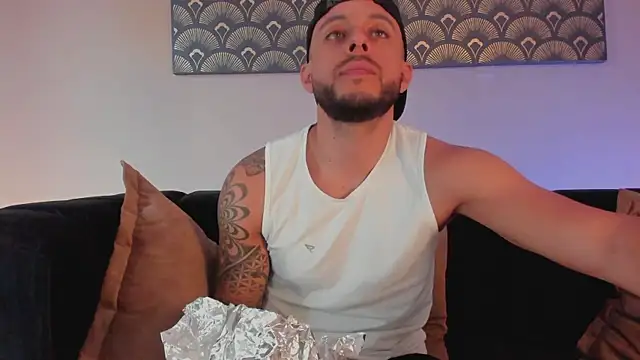 Daniel kingx online show from March 18, 2026, 2:20 pm