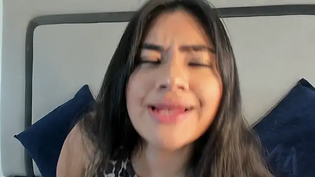 MiaFox mml online show from March 3, 2026, 8:37 pm