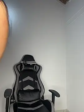 MiaFox mml online show from March 31, 2026, 3:52 am