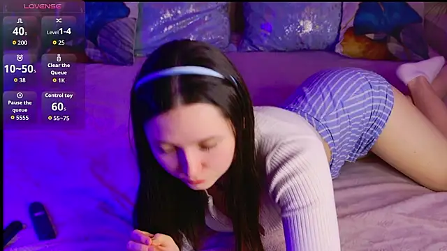 Tiny BunnyX online show from March 19, 2026, 6:06 am