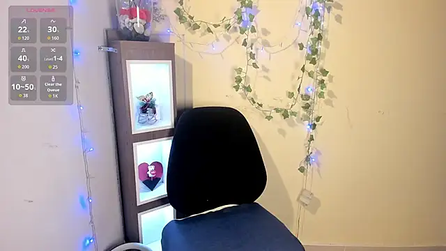 Snapshot of little__eva chatting on May 11, 2026, 12:55 pm little eva online show from May 11, 2026, 12:55 pm