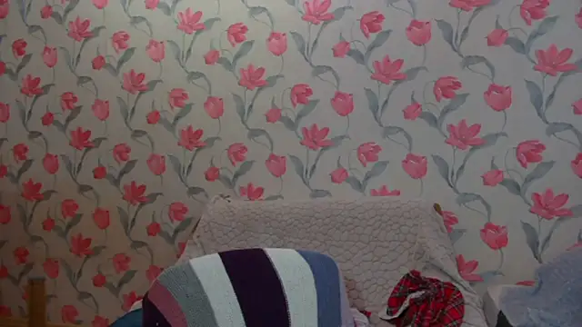 DorathyScaggs online show from April 10, 2026, 4:23 pm