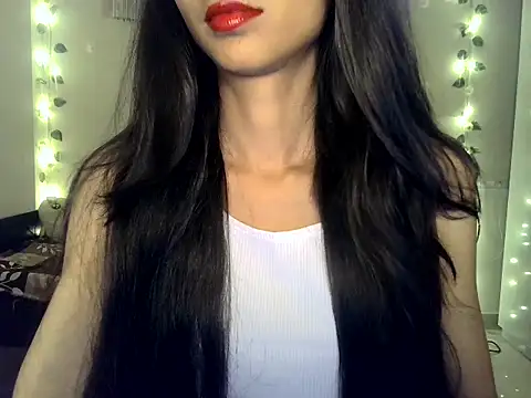 SIKSHA SINGH online show from March 24, 2026, 6:46 pm