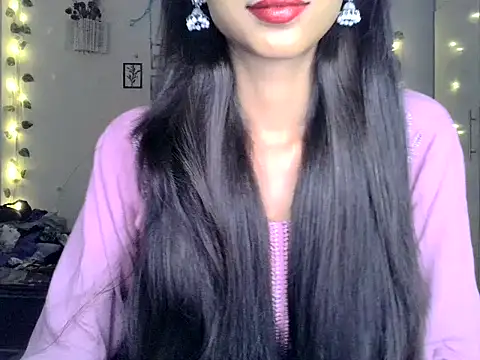 SIKSHA SINGH online show from May 26, 2026, 7:54 pm