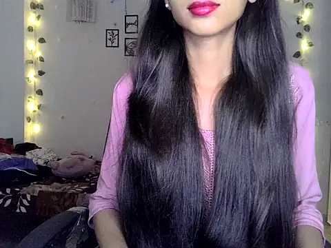 SIKSHA SINGH online show from May 27, 2026, 3:14 am
