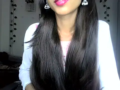 SIKSHA SINGH online show from May 28, 2026, 7:00 pm