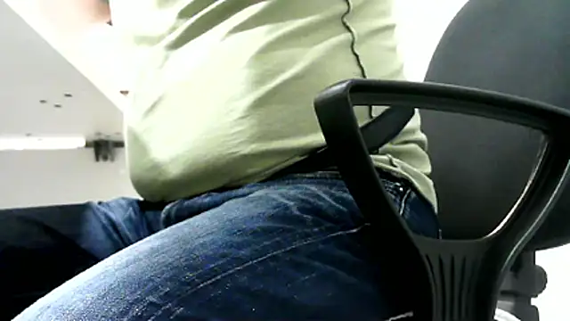 gitano697 online show from April 14, 2026, 3:07 pm