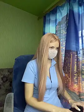 Snapshot of SophieBlackwood chatting on April 1, 2026, 1:41 pm SophieBlackwood online show from April 1, 2026, 1:41 pm