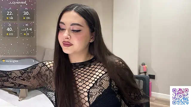 Snapshot of Sweet_BerryBabe chatting on June 18, 2026, 10:25 pm Sweet BerryBabe online show from June 18, 2026, 10:25 pm