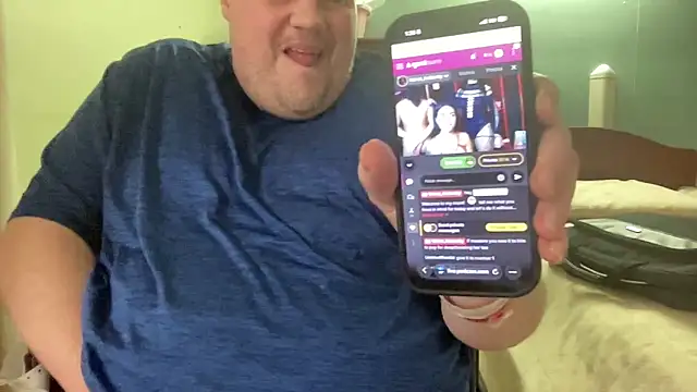 Snapshot of bdsm335 chatting on March 3, 2026, 6:25 pm bdsm335 online show from March 3, 2026, 6:25 pm