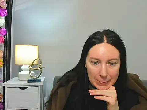 Snapshot of MiaFair chatting on February 21, 2026, 6:14 am MiaFair online show from February 21, 2026, 6:14 am