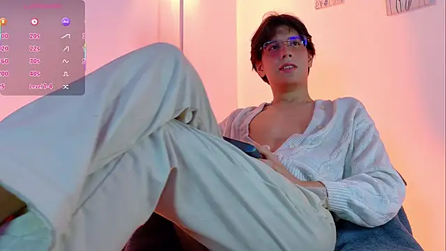 Snapshot of lui_x_dust chatting on March 14, 2026, 3:56 am lui x dust online show from March 14, 2026, 3:56 am