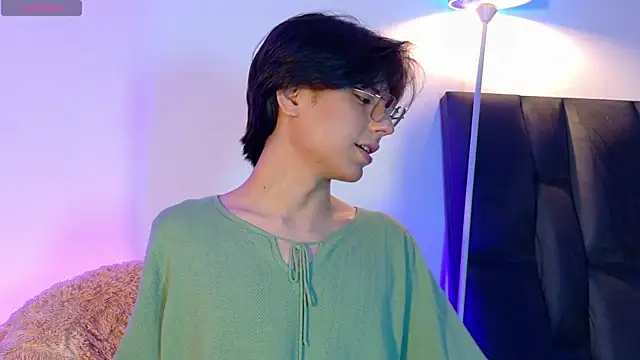 Snapshot of lui_x_dust chatting on April 12, 2026, 3:33 am lui x dust online show from April 12, 2026, 3:33 am