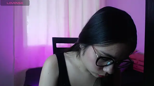 Snapshot of _Moon_rose chatting on February 26, 2026, 1:43 pm Moon rose online show from February 26, 2026, 1:43 pm