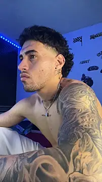 Snapshot of TOMAS_CONOR chatting on February 25, 2026, 12:20 am TOMAS CONOR online show from February 25, 2026, 12:20 am