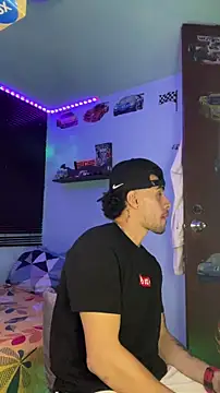 Snapshot of TOMAS_CONOR chatting on February 28, 2026, 2:01 am TOMAS CONOR online show from February 28, 2026, 2:01 am