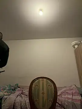 Snapshot of LoveLany9 chatting on February 27, 2026, 6:19 pm LoveLany9 online show from February 27, 2026, 6:19 pm