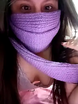 Rosyshadow online show from March 25, 2026, 7:42 pm