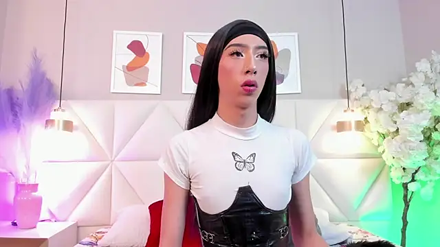 Snapshot of Kitty__444 chatting on February 24, 2026, 12:36 pm Kitty 444 online show from February 24, 2026, 12:36 pm