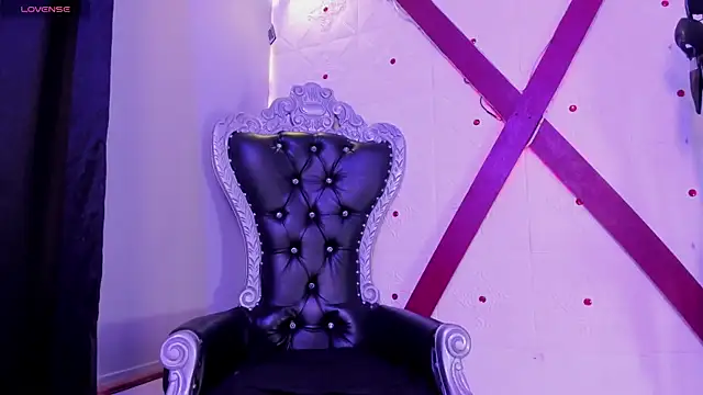 Snapshot of Roxxan-Sanchez chatting on February 27, 2026, 8:31 pm Roxxan-Sanchez online show from February 27, 2026, 8:31 pm