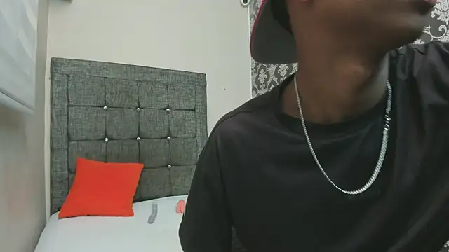 Little Twink19x online show from March 9, 2026, 7:07 pm