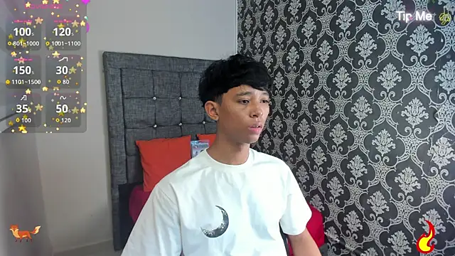 Little Twink19x online show from July 18, 2026, 7:50 pm