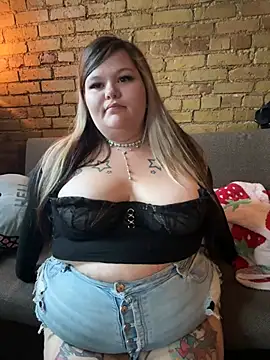callie xrose online show from July 23, 2026, 12:13 am