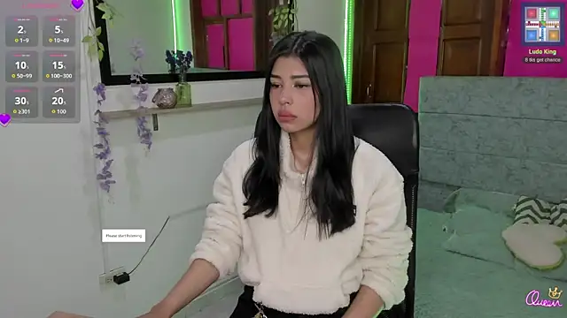 Aysha winxs online show from April 9, 2026, 3:39 am