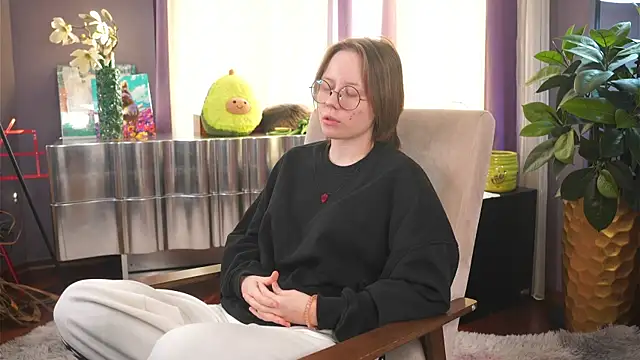 DaysiRongo online show from February 23, 2026, 4:21 am