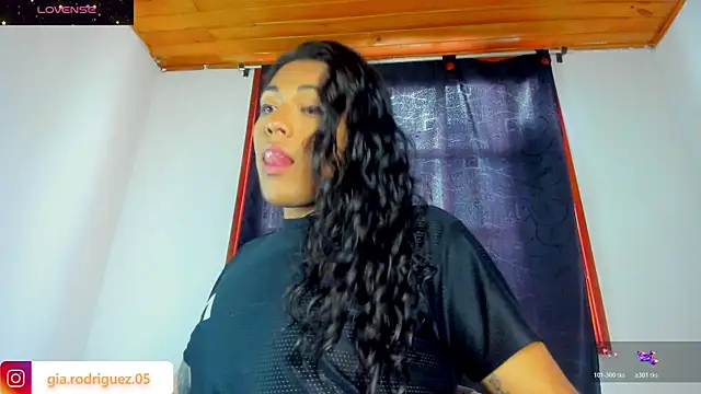 Snapshot of Jess_Hoffman chatting on March 6, 2026, 2:35 pm Jess Hoffman online show from March 6, 2026, 2:35 pm