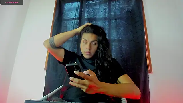 Snapshot of Jess_Hoffman chatting on March 9, 2026, 4:00 pm Jess Hoffman online show from March 9, 2026, 4:00 pm