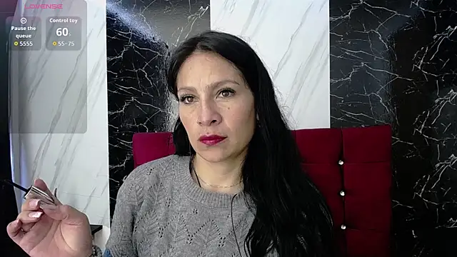 SofiaMoreno  online show from May 26, 2026, 1:51 pm